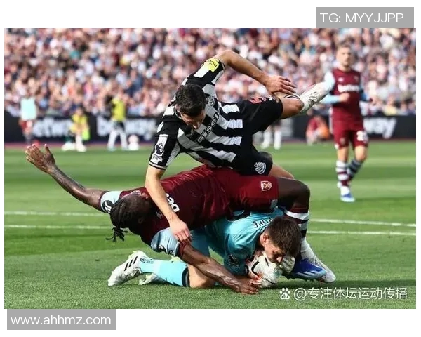 英超足球明星精彩瞬间图片集锦展现球场魅力与激情