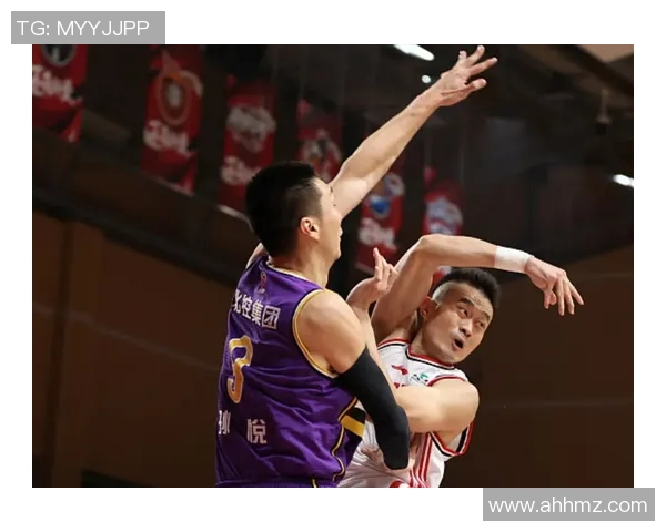 40轮激战广东队对决浙江队争夺季后赛席位的关键战役分析